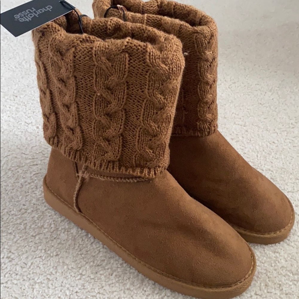 NWT Knit “UGG” Boots
